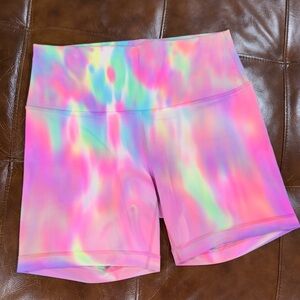 Lululemon Psychedelic Wunder Train Shorts